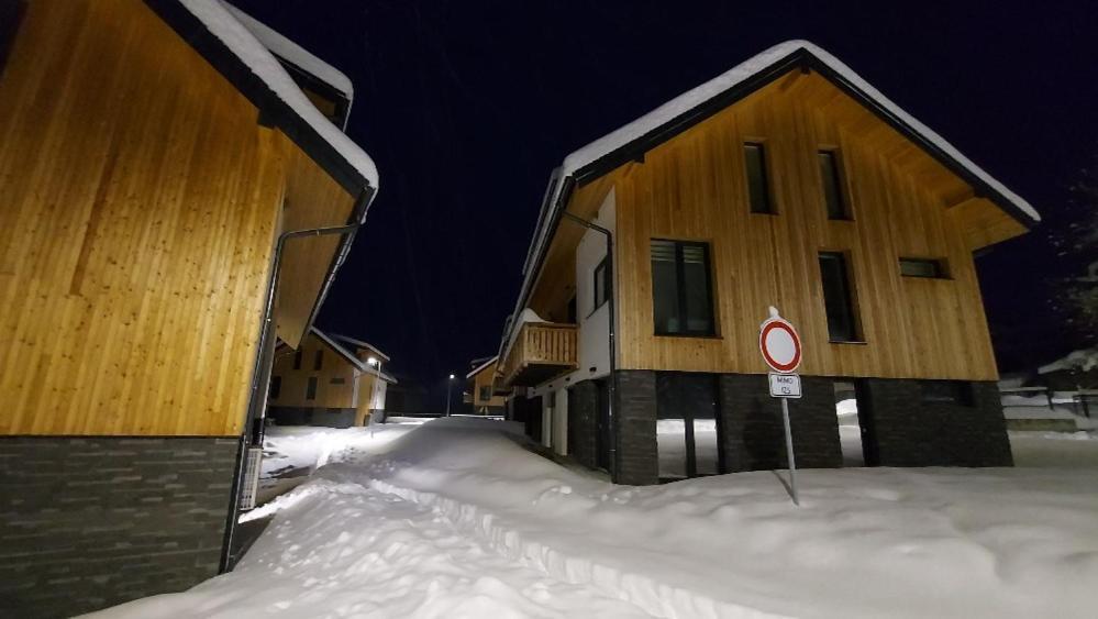 Lipno Apartments Bergmax, Ski Areal Lipno 16Min Dojezd - Resort Male Lipno S Terasou A Zahradkou, Parking Free Černá v Pošumaví Buitenkant foto